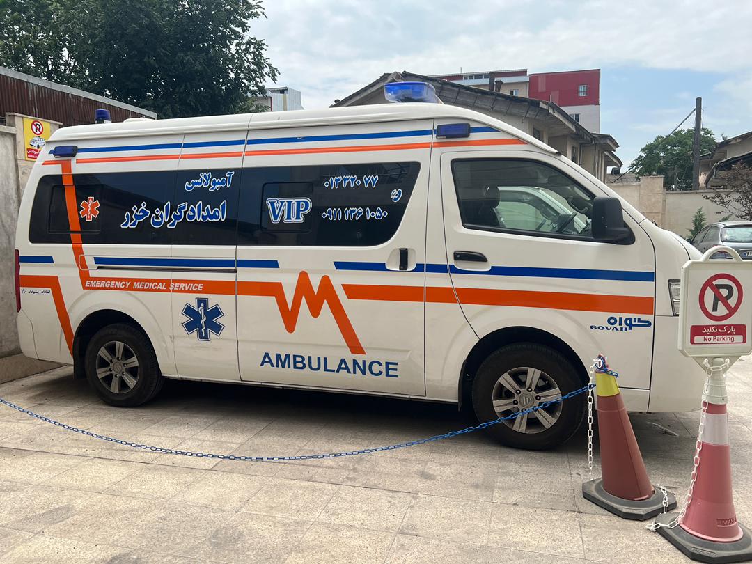 آمبولانس شبانه روزی امدادگران خزر در رشت